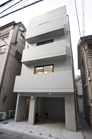 愛三土地建物のRC住宅事例